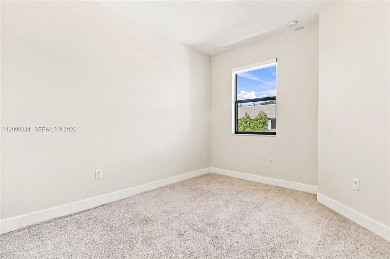 15839 NW 91st Ct, Unit ., Miami Lakes, FL 33018 Photo