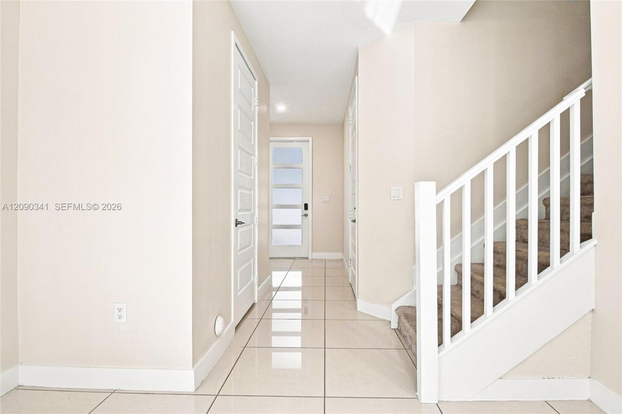 15839 NW 91st Ct, Unit ., Miami Lakes, FL 33018 Photo