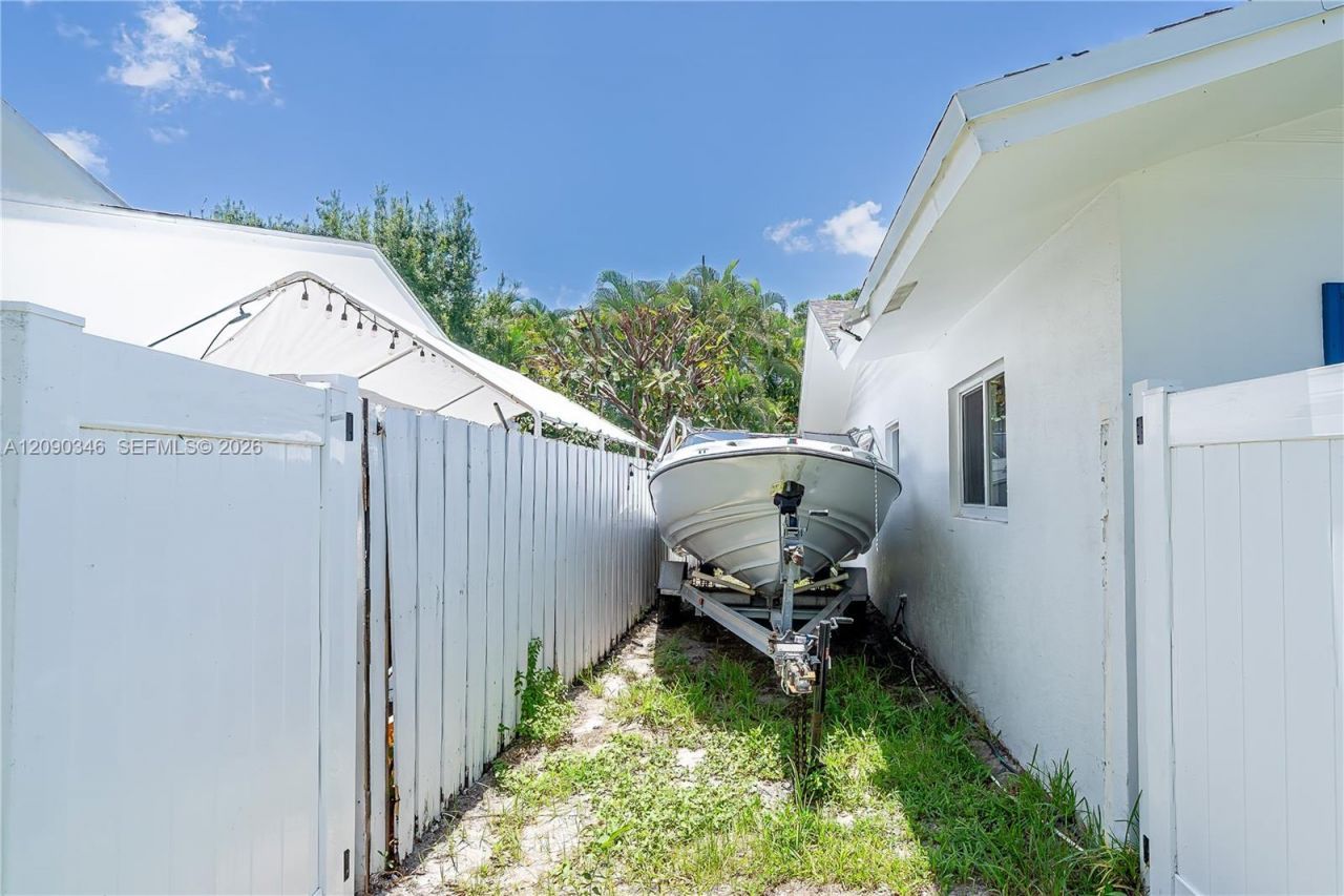 1346 NW 4th St, Boca Raton, FL 33486 Photo