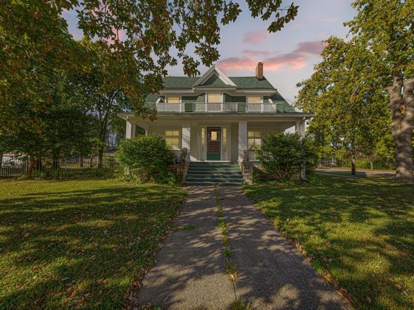 504 7th Street NW, Faribault, MN 55021