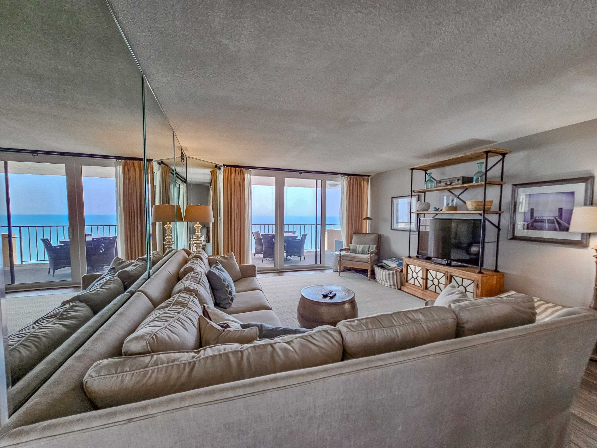 9650 Shore Dr. Photo 10