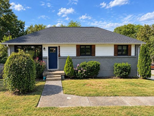 909 N Graycroft AVE , Madison, TN 37115