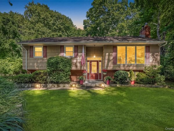 18 Fieldstone Lane , Cortlandt Manor, NY 10567