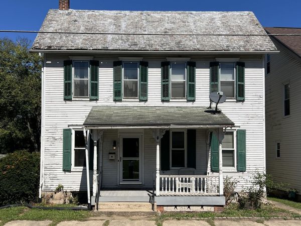 381 VINE Street , Milton, PA 17847
