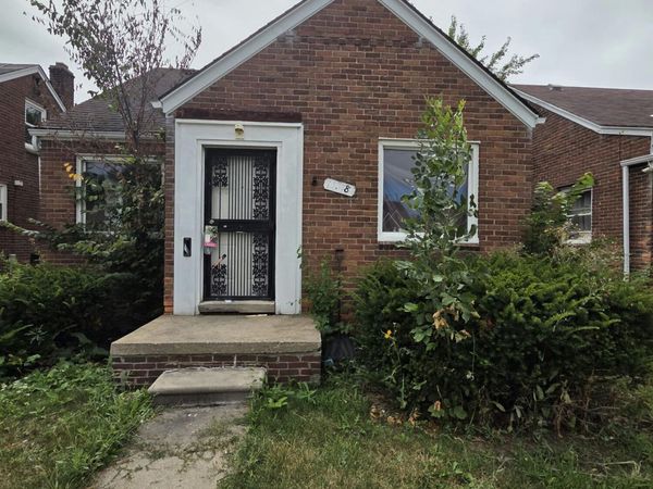 15018 Eastburn Street, Detroit, MI 48205
