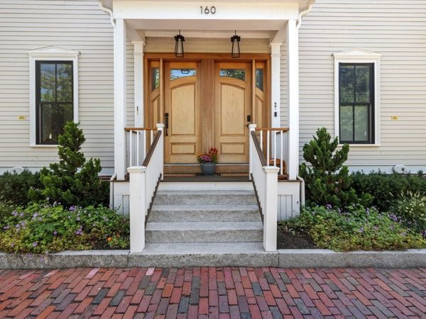 160 Norfolk Street, Unit 1, Cambridge, MA 02139