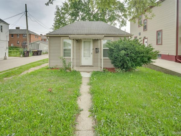 433 Atwood Street , Trenton, Mi 48183
