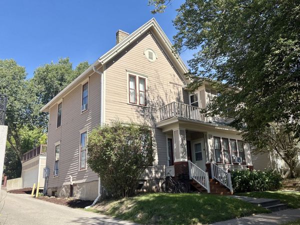 18 W Gilman Street, Madison, WI 53703