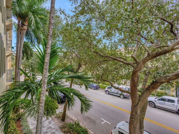 630 S Sapodilla Avenue, Unit 223, West Palm Beach, FL 33401