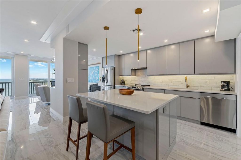 2200 S Ocean Lane, Unit 3105, Fort Lauderdale, FL 33316 Photo