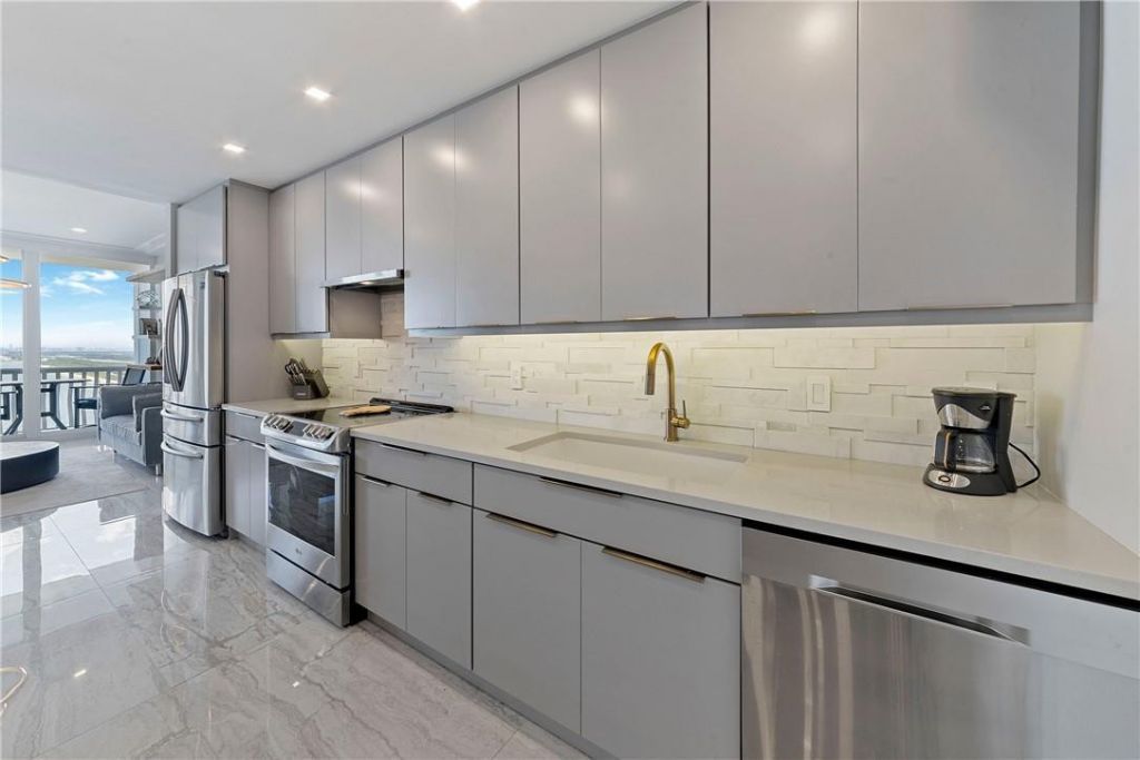 2200 S Ocean Lane, Unit 3105, Fort Lauderdale, FL 33316 Photo