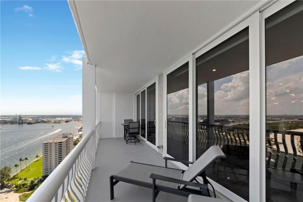 2200 S Ocean Lane, Unit 3105, Fort Lauderdale, FL 33316 Photo