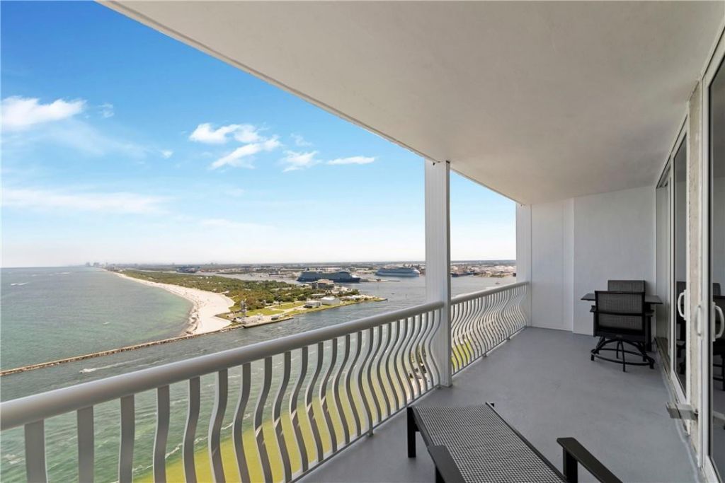 2200 S Ocean Lane, Unit 3105, Fort Lauderdale, FL 33316 Photo