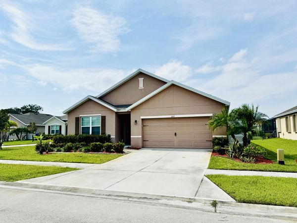 2251 SW Garfield Drive SW, Vero Beach, FL 32968