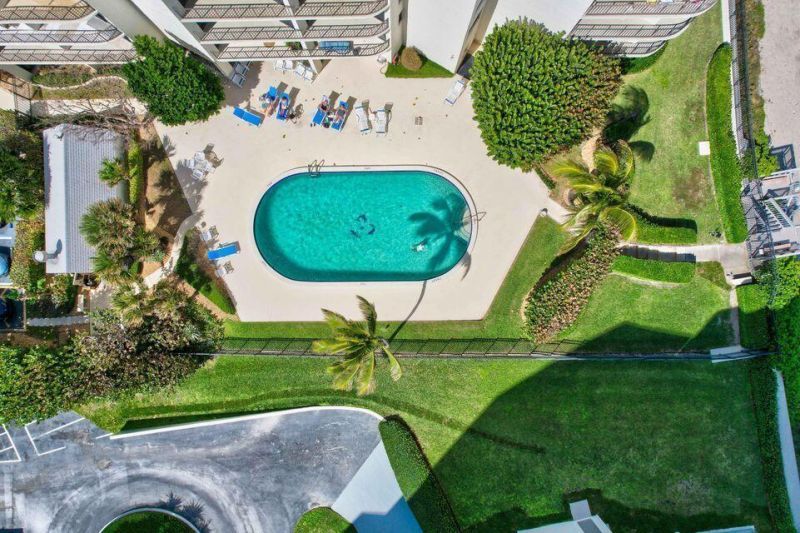 5420 N Ocean Drive, Unit 2404, Singer Island, FL 33404 Photo