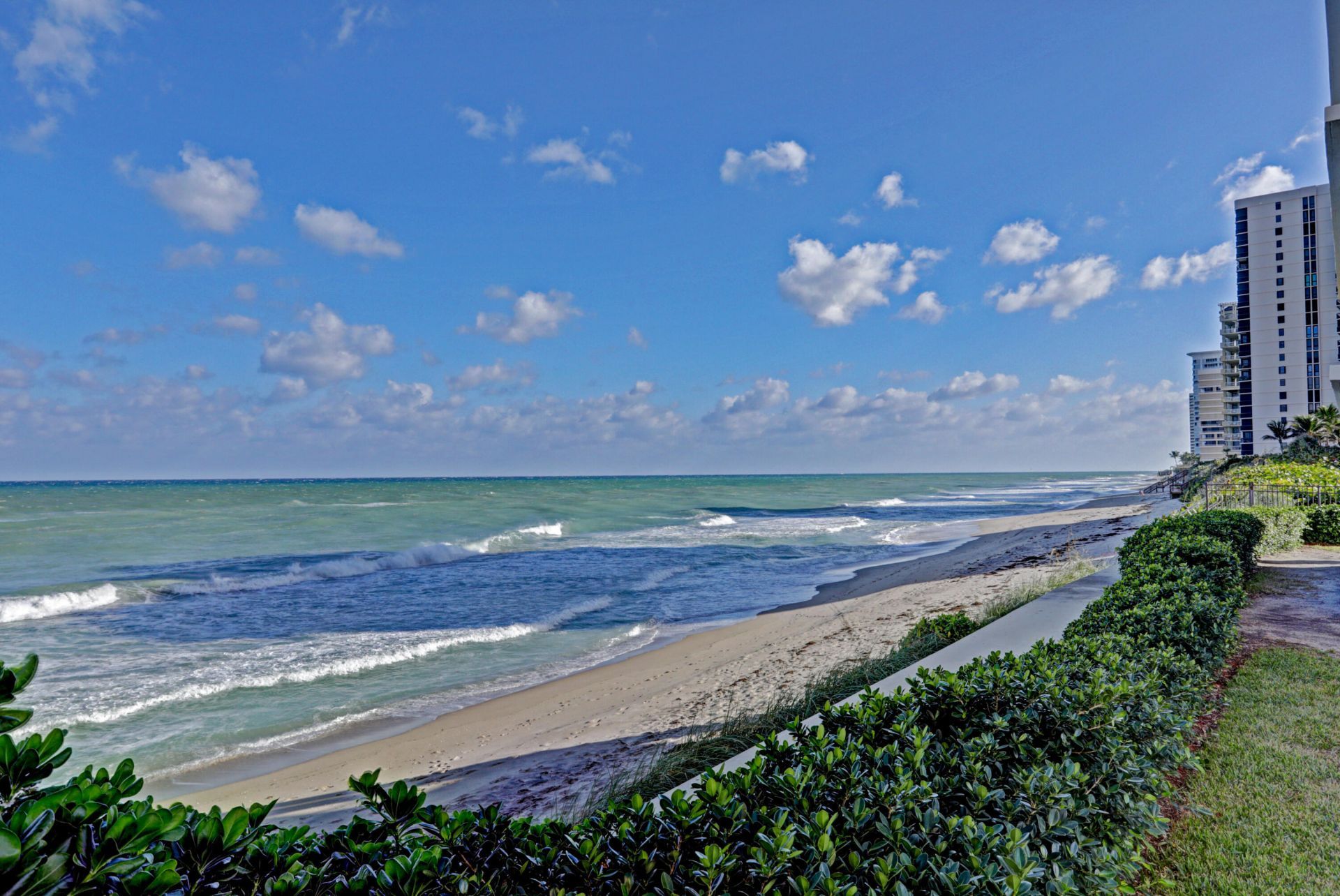 5420 N Ocean Drive, Unit 2404, Singer Island, FL 33404 Photo
