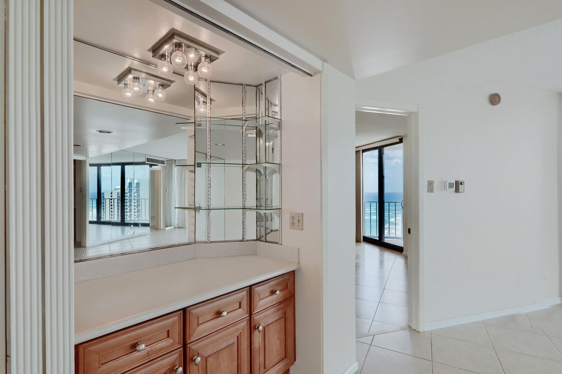 5420 N Ocean Drive, Unit 2404, Singer Island, FL 33404 Photo