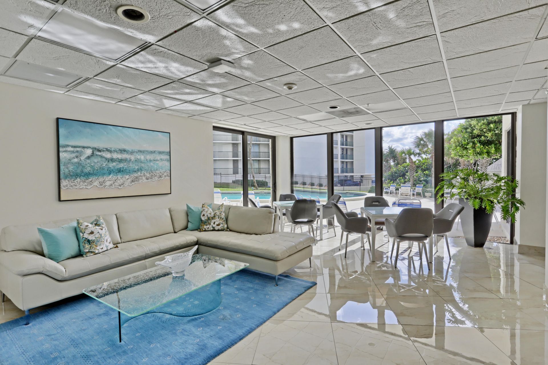 5420 N Ocean Drive, Unit 2404, Singer Island, FL 33404 Photo