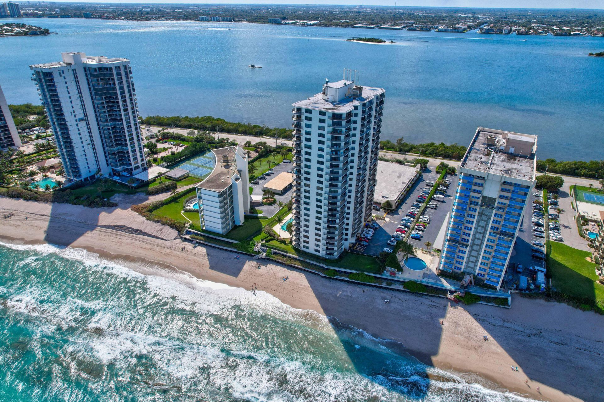 5420 N Ocean Drive, Unit 2404, Singer Island, FL 33404 Photo