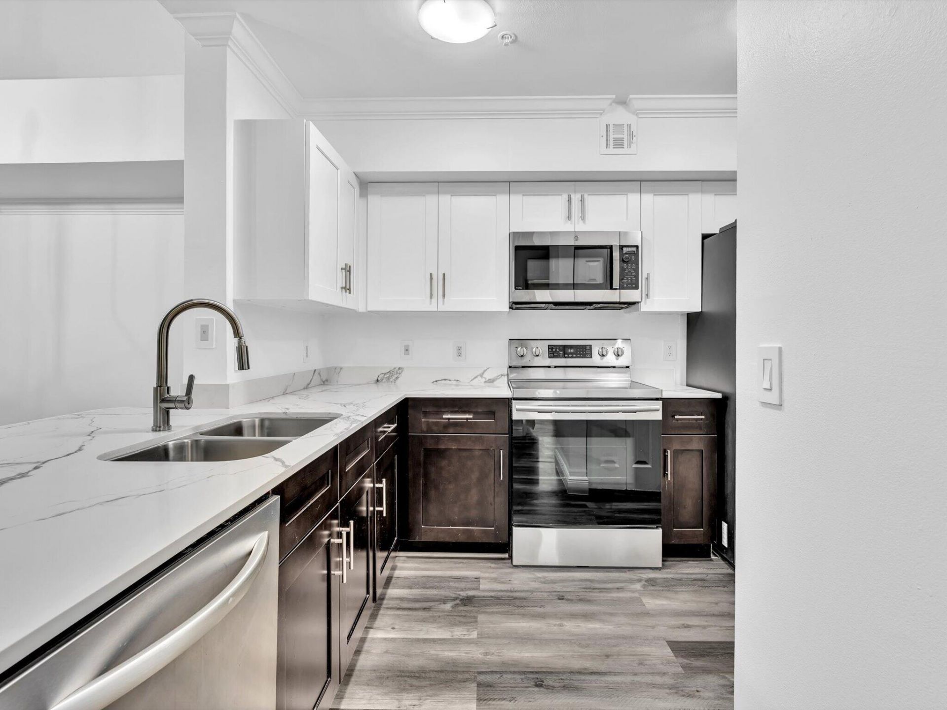 2433 Centergate Drive, Unit 306, Miramar, FL 33025 Photo