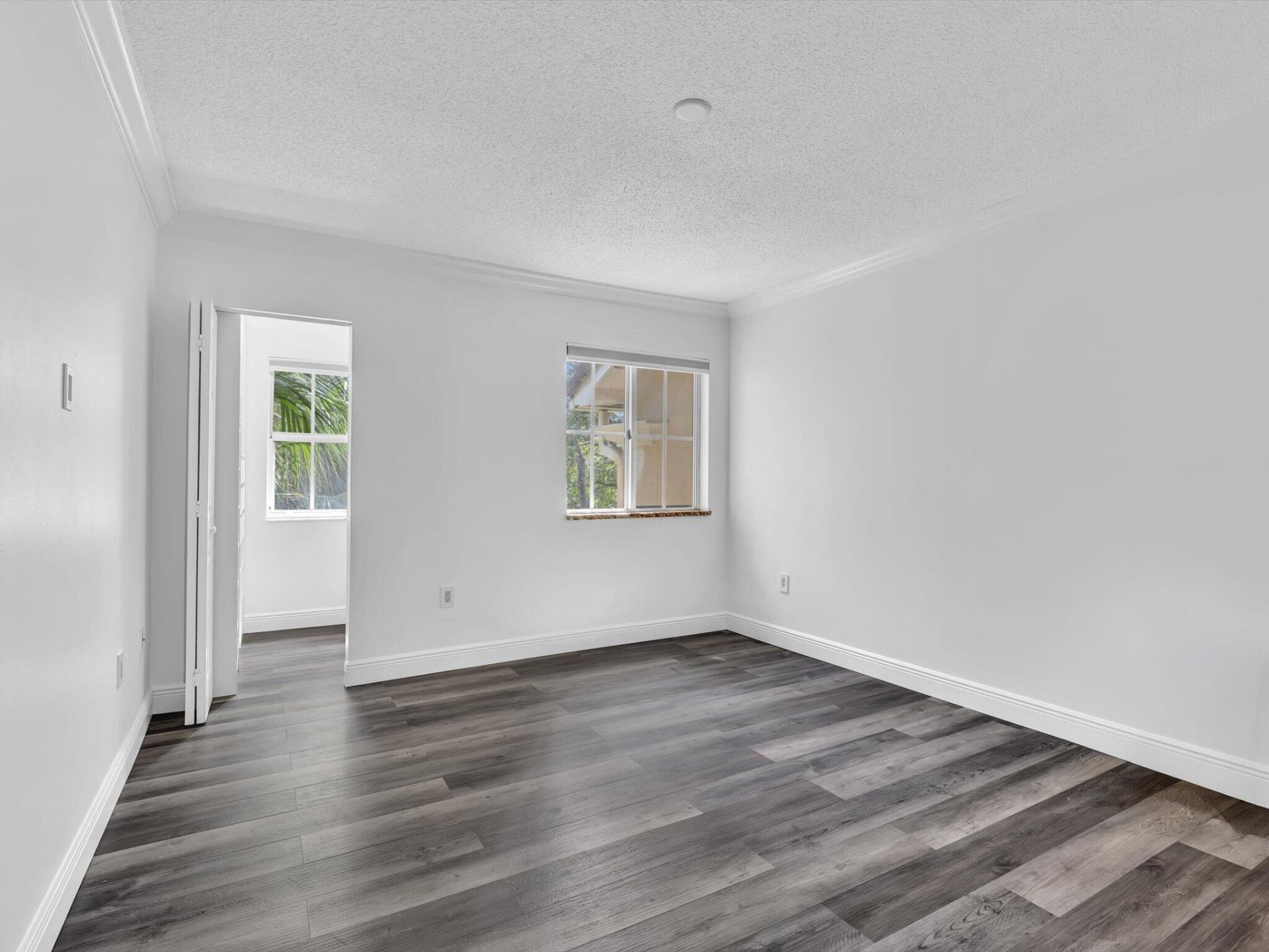 2433 Centergate Drive, Unit 306, Miramar, FL 33025 Photo