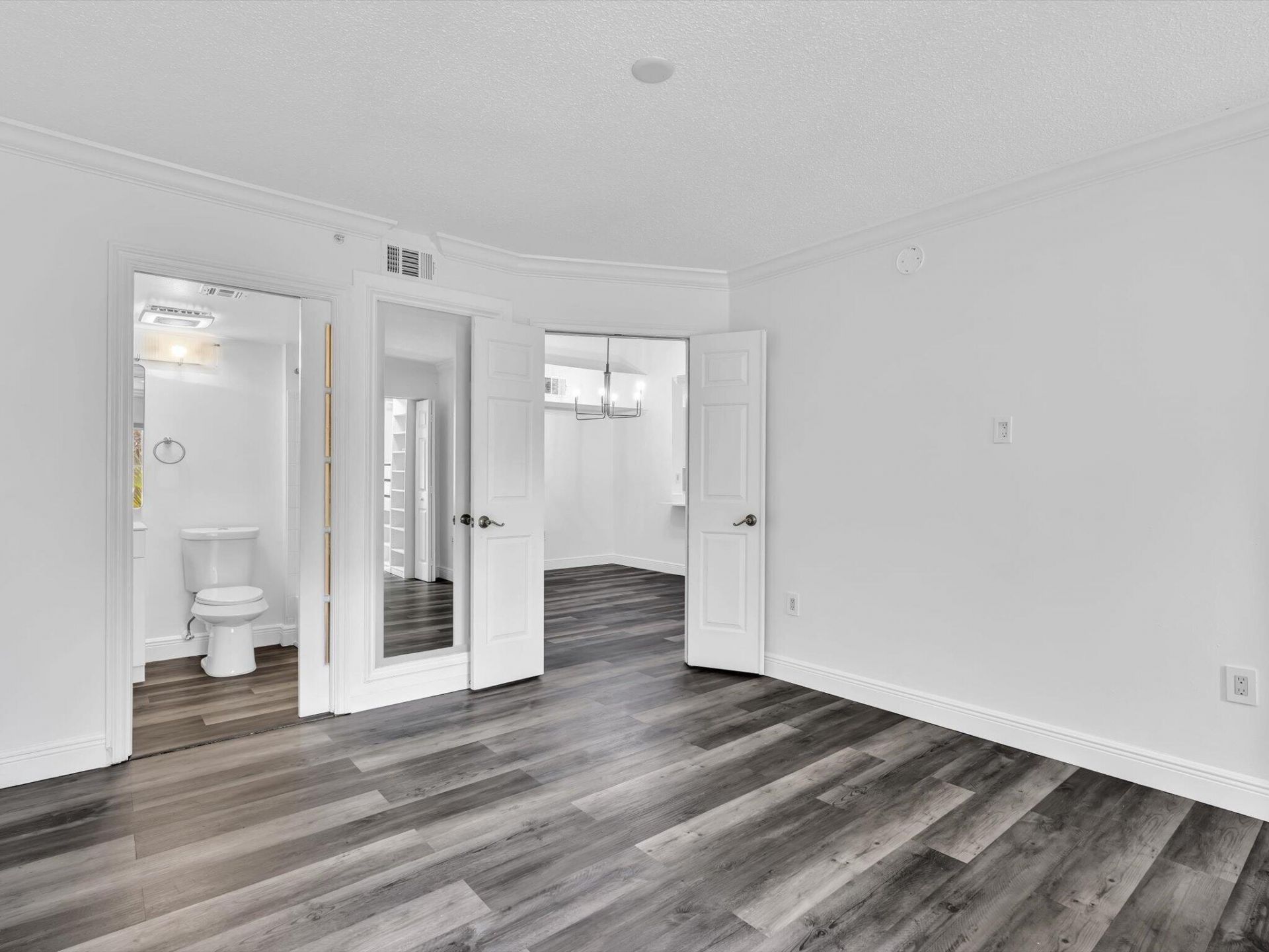 2433 Centergate Drive, Unit 306, Miramar, FL 33025 Photo