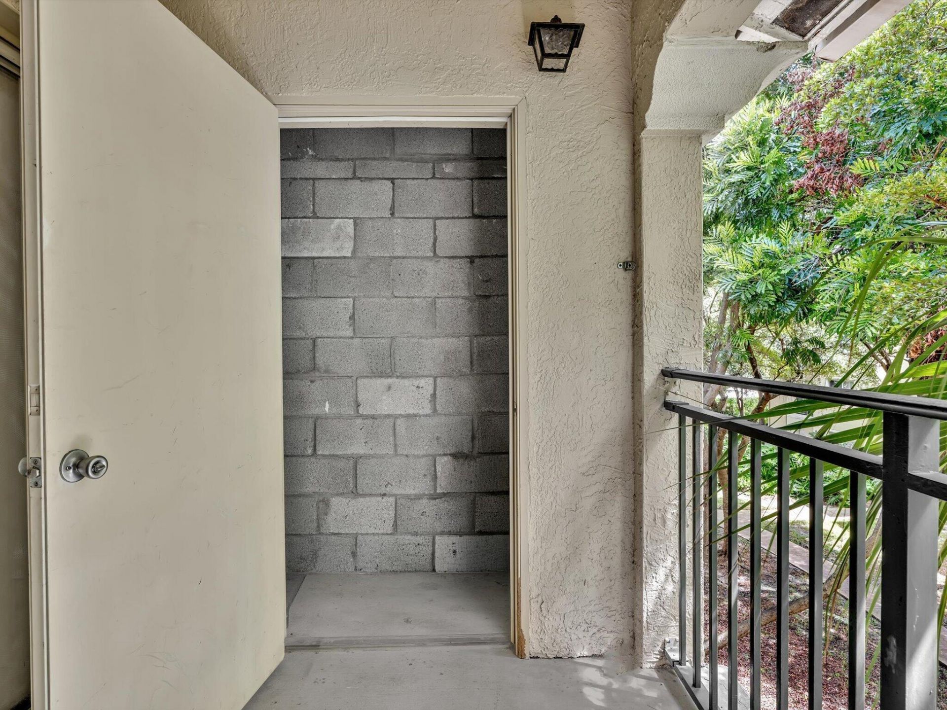 2433 Centergate Drive, Unit 306, Miramar, FL 33025 Photo