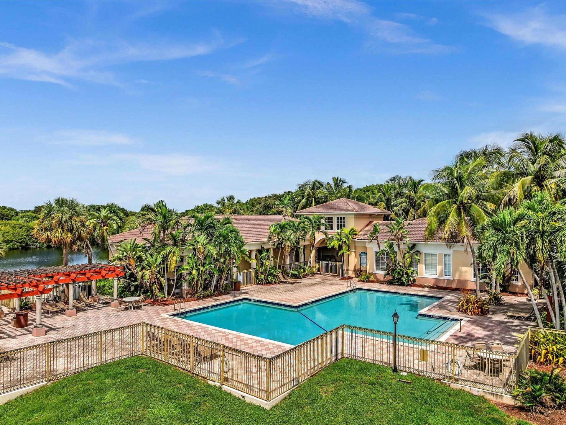 2433 Centergate Drive, Unit 306, Miramar, FL 33025 Photo