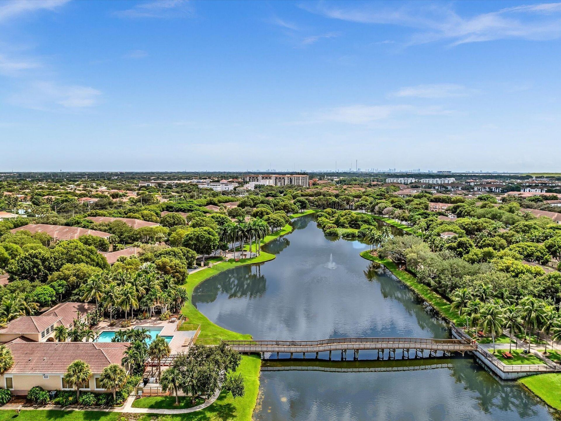 2433 Centergate Drive, Unit 306, Miramar, FL 33025 Photo