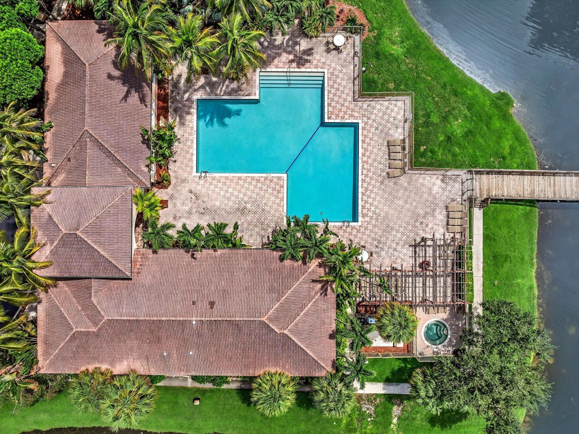 2433 Centergate Drive, Unit 306, Miramar, FL 33025 Photo