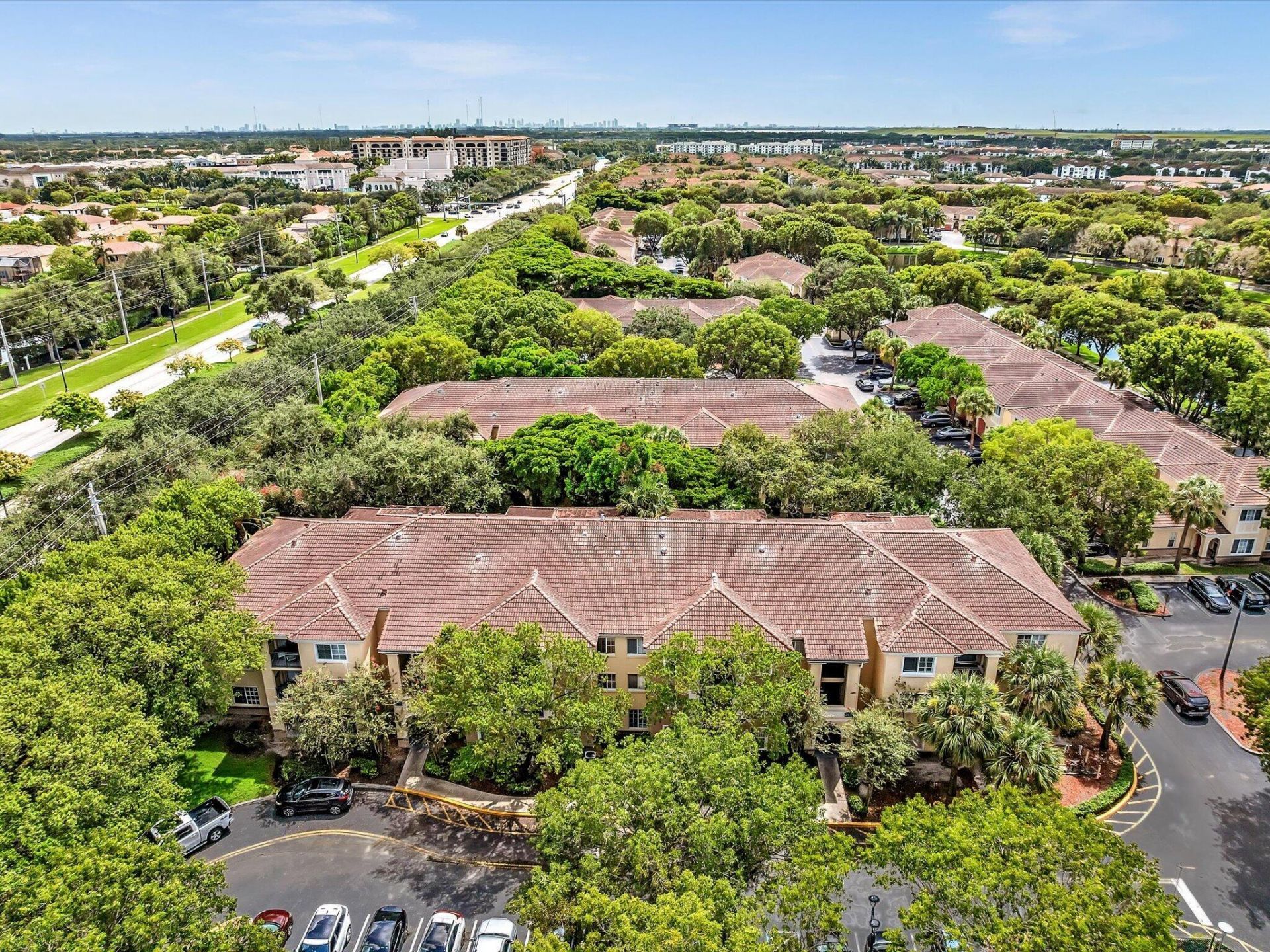 2433 Centergate Drive, Unit 306, Miramar, FL 33025 Photo