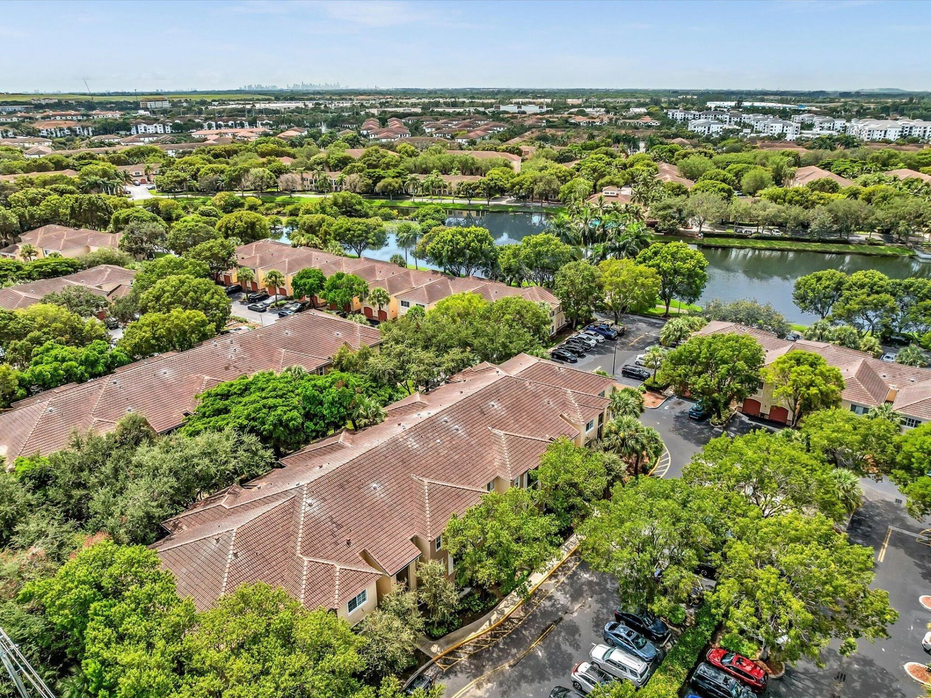 2433 Centergate Drive, Unit 306, Miramar, FL 33025 Photo