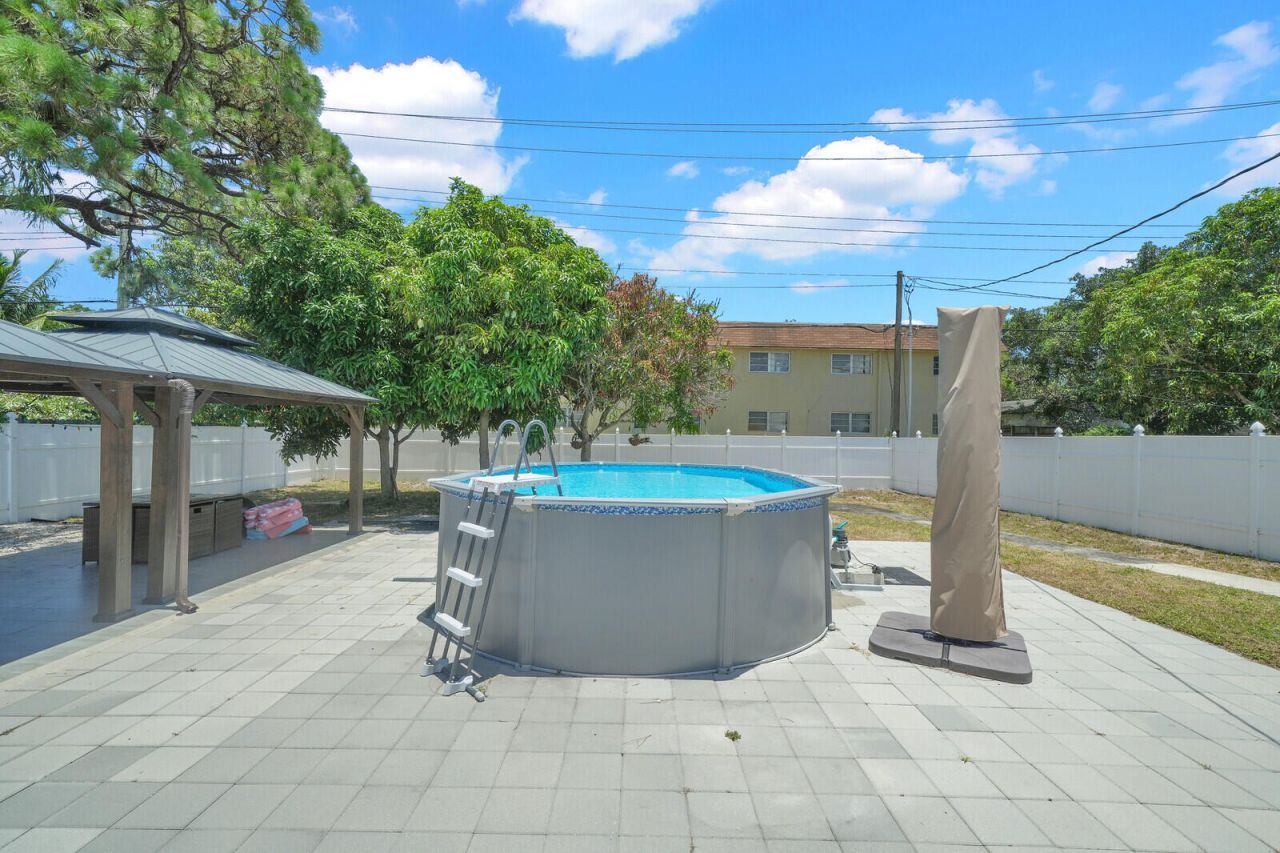 1134 S Ridge Street, Lake Worth Beach, FL 33460 Photo