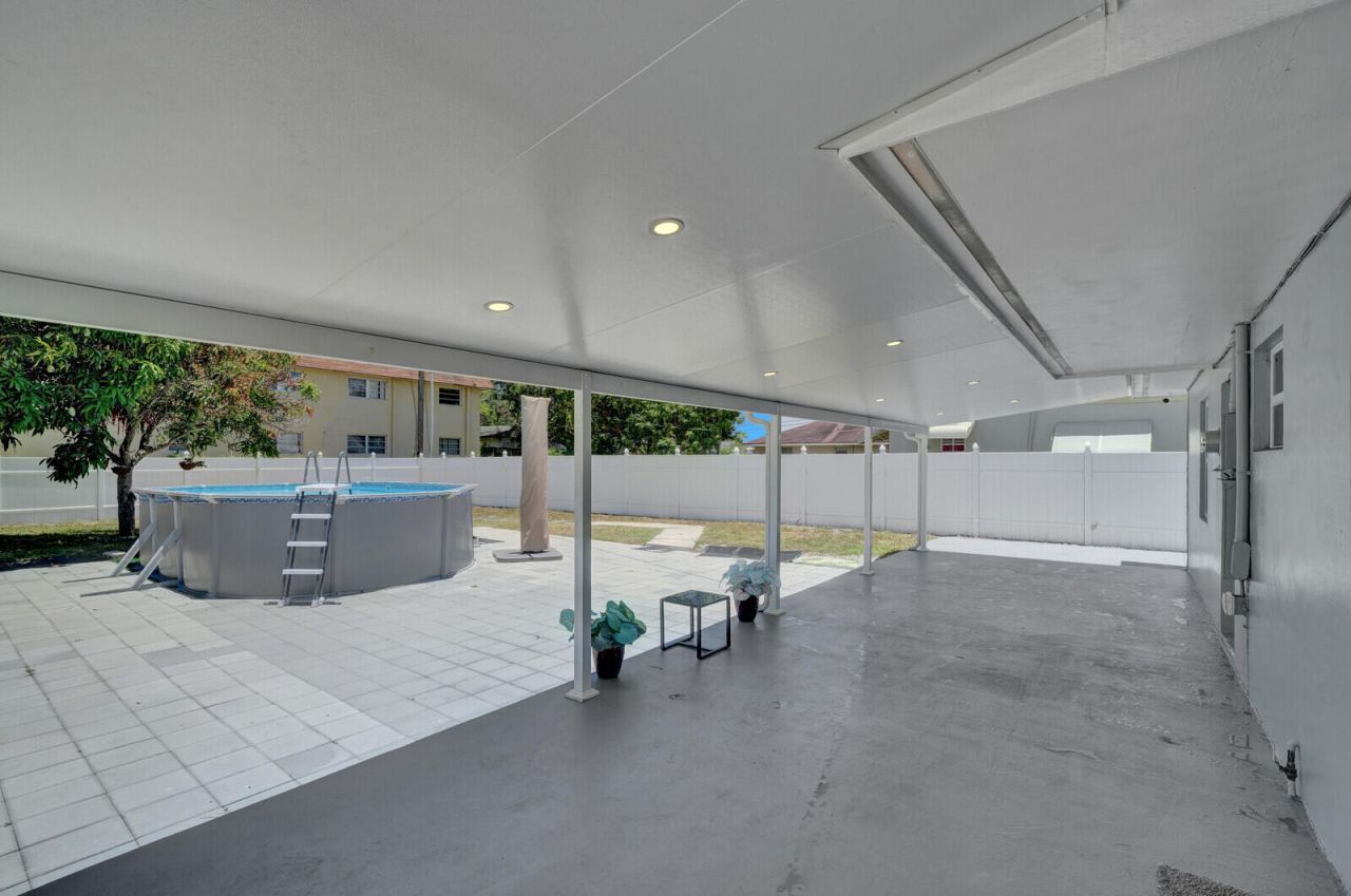 1134 S Ridge Street, Lake Worth Beach, FL 33460 Photo