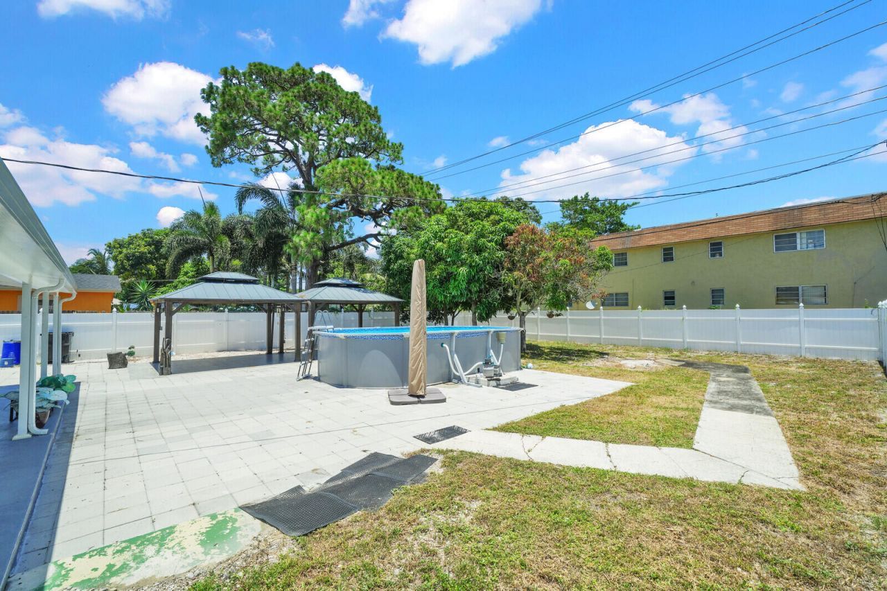 1134 S Ridge Street, Lake Worth Beach, FL 33460 Photo