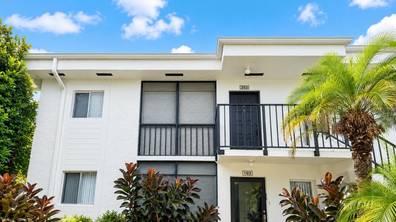 14917 Wedgefield Drive, Unit 203, Delray Beach, FL 33446 Photo