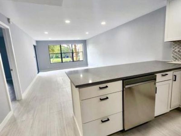 2322 S CYPRESS BEND Drive, Unit 210, Pompano Beach, FL 33069