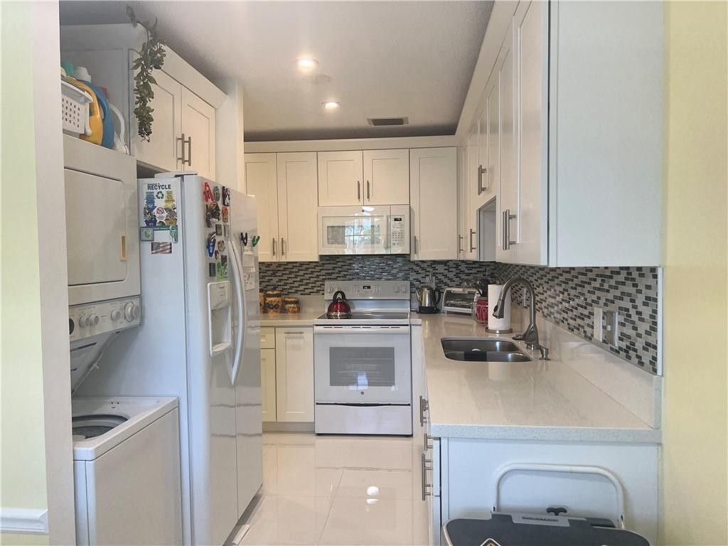 13696 VÃ­a Flora, Unit E, Delray Beach, FL 33484 Photo