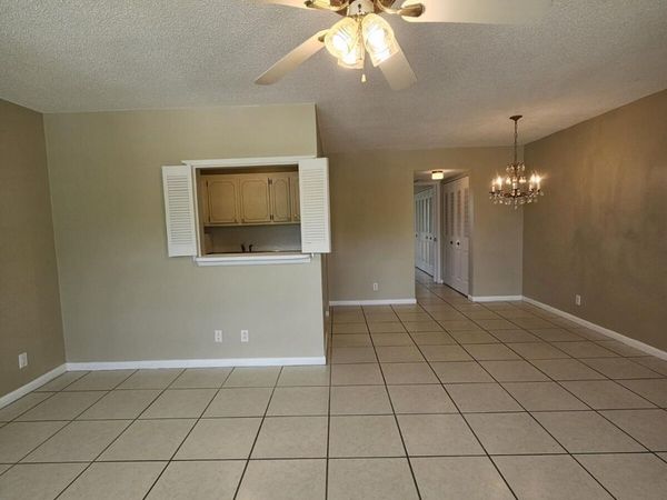 289 CAMDEN L, West Palm Beach, FL 33417