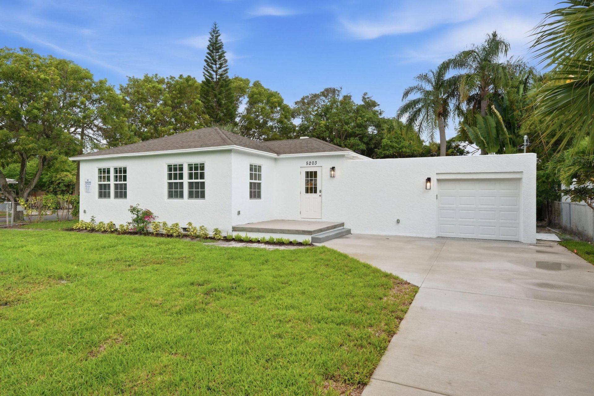 5203 N Flagler Drive, West Palm Beach, FL 33407 Photo