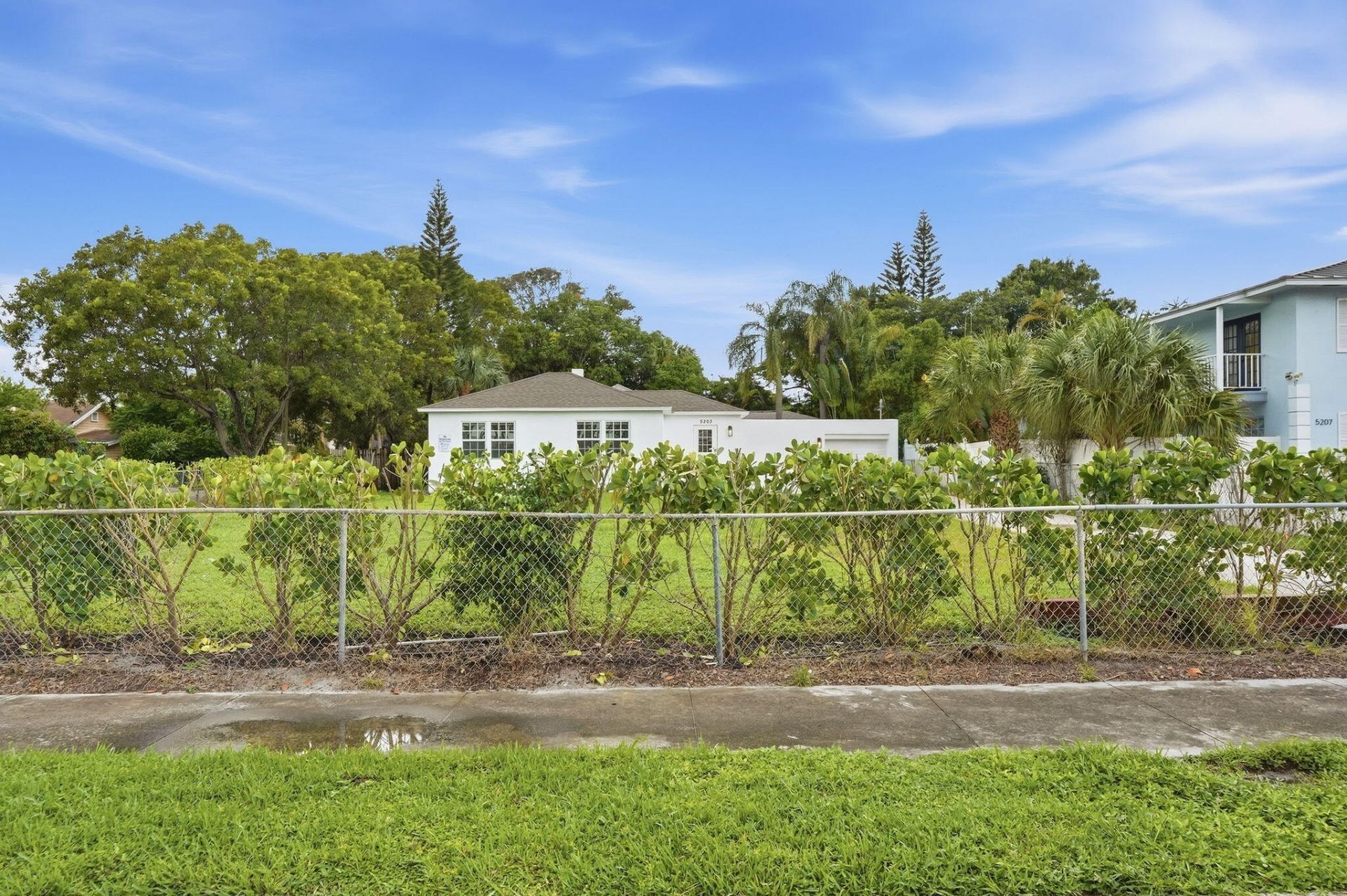 5203 N Flagler Drive, West Palm Beach, FL 33407 Photo