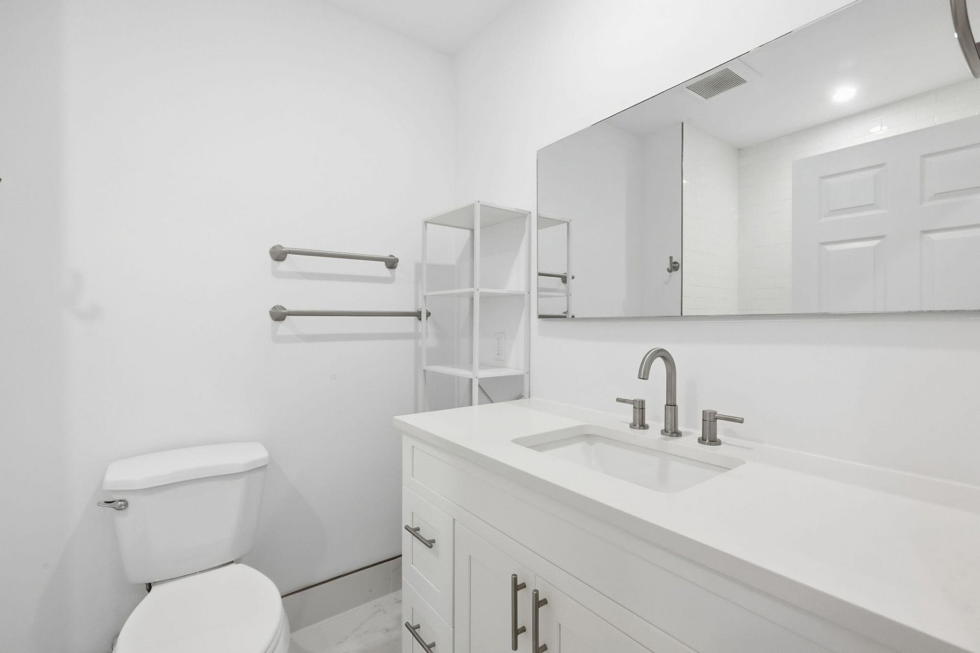 5203 N Flagler Drive, West Palm Beach, FL 33407 Photo