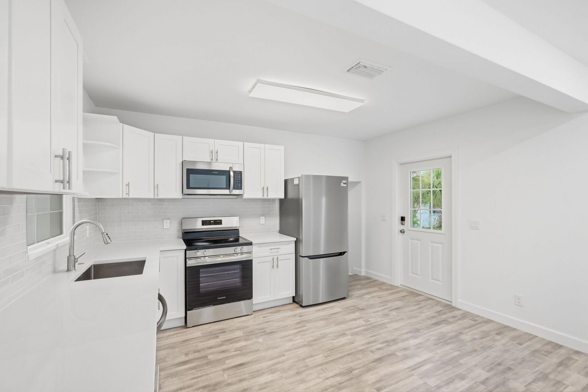 5203 N Flagler Drive, West Palm Beach, FL 33407 Photo
