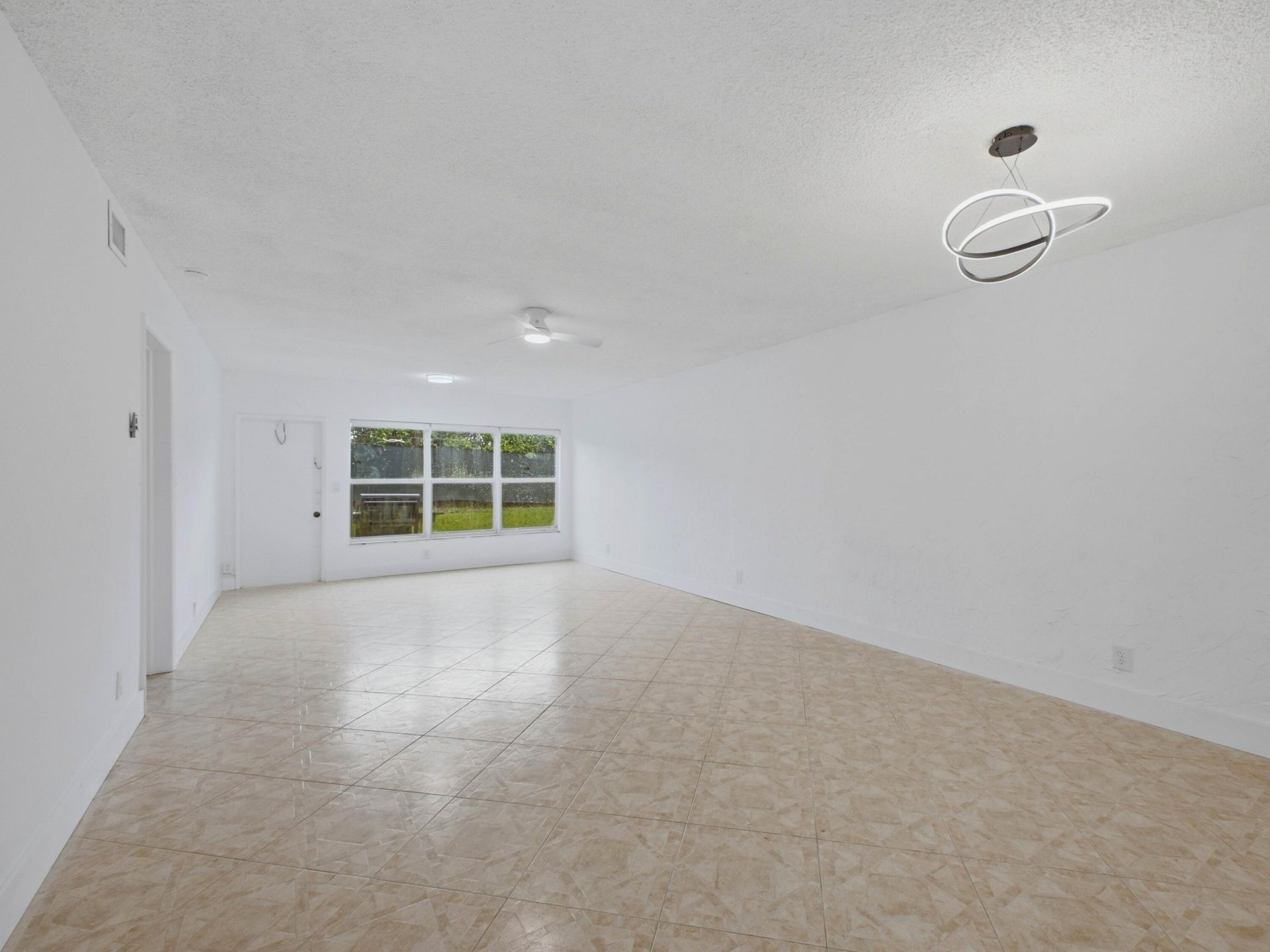 9160 Fairbanks Lane, Unit 8, Boca Raton, FL 33496 Photo