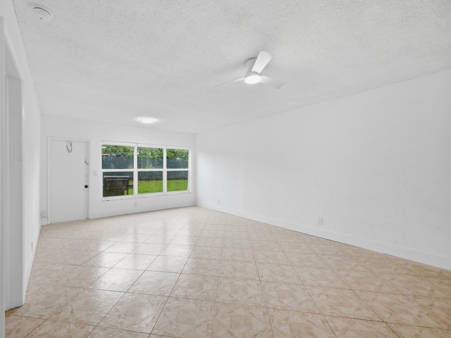 9160 Fairbanks Lane, Unit 8, Boca Raton, FL 33496 Photo