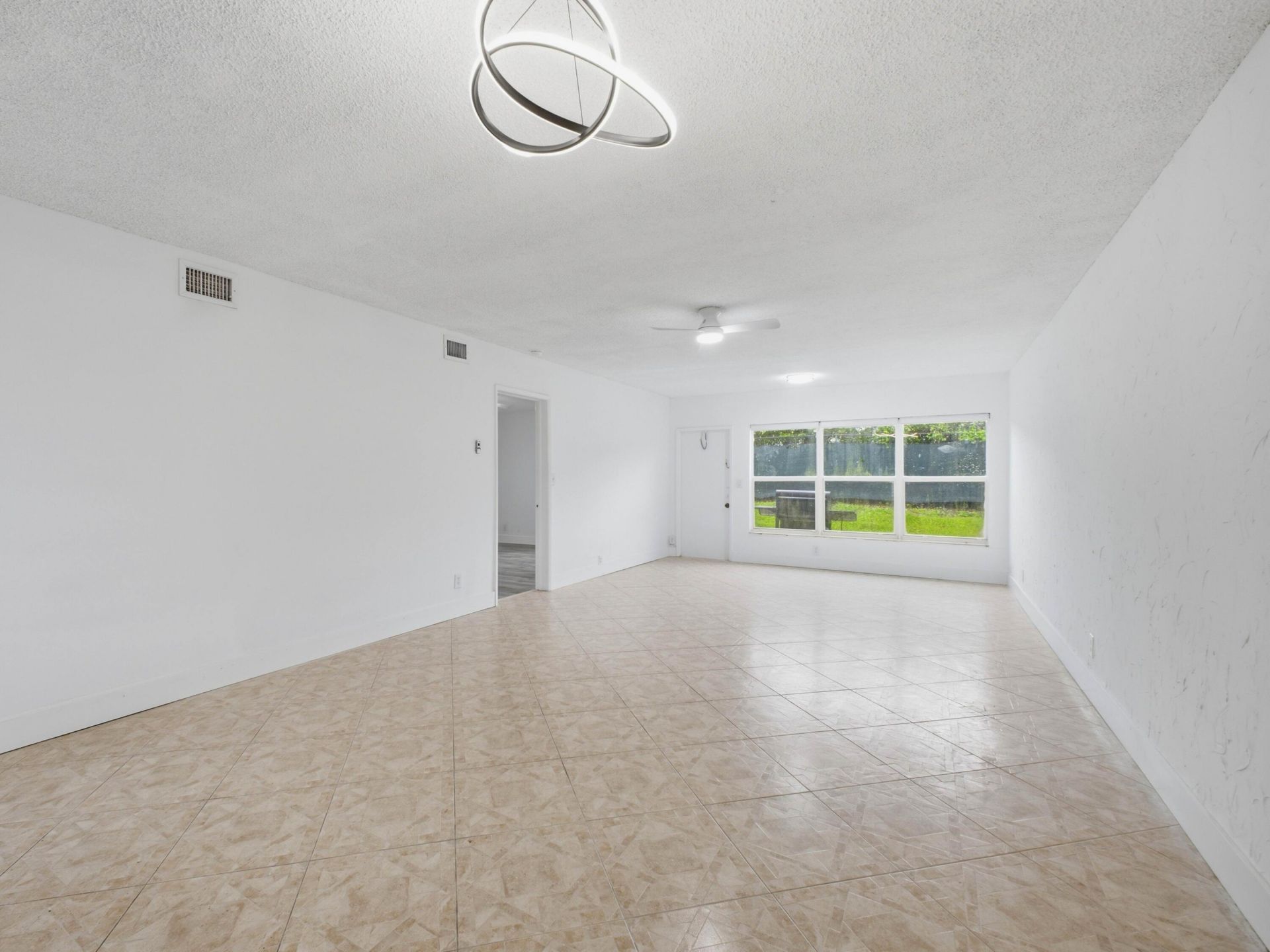 9160 Fairbanks Lane, Unit 8, Boca Raton, FL 33496 Photo