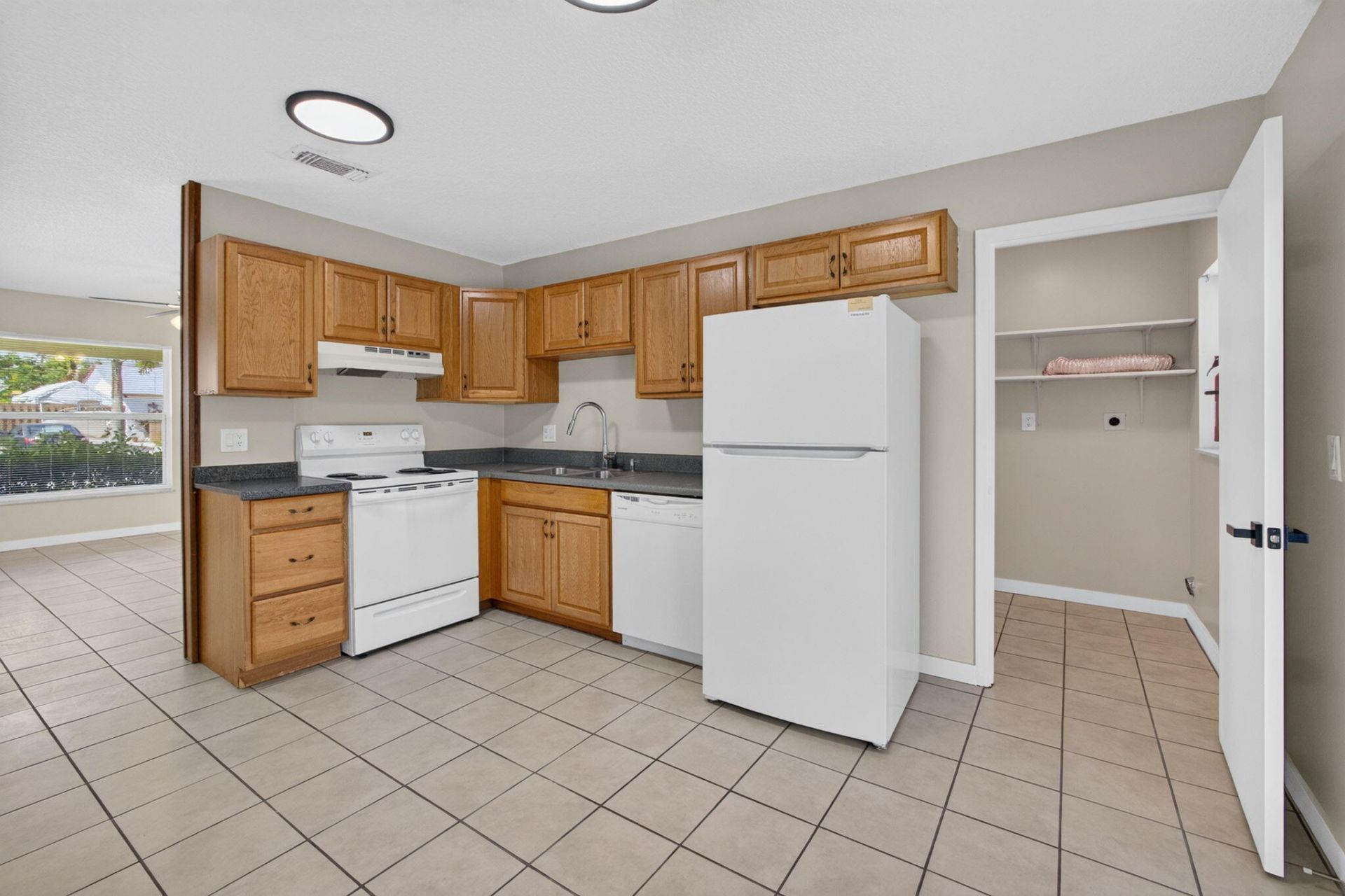 8697 SE Hobe Ridge Avenue, Hobe Sound, FL 33455 Photo