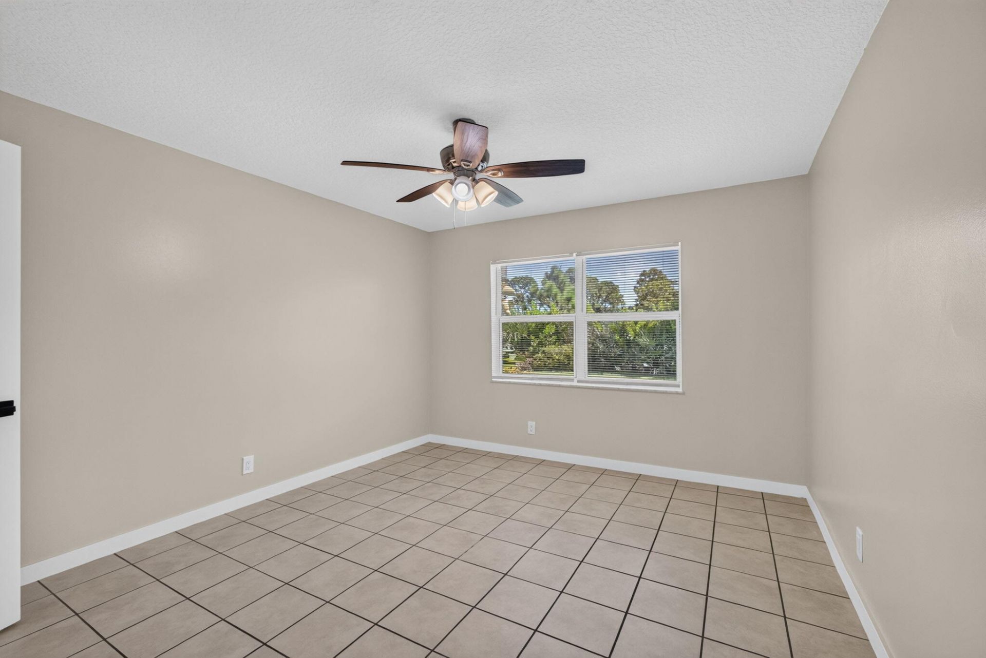 8697 SE Hobe Ridge Avenue, Hobe Sound, FL 33455 Photo