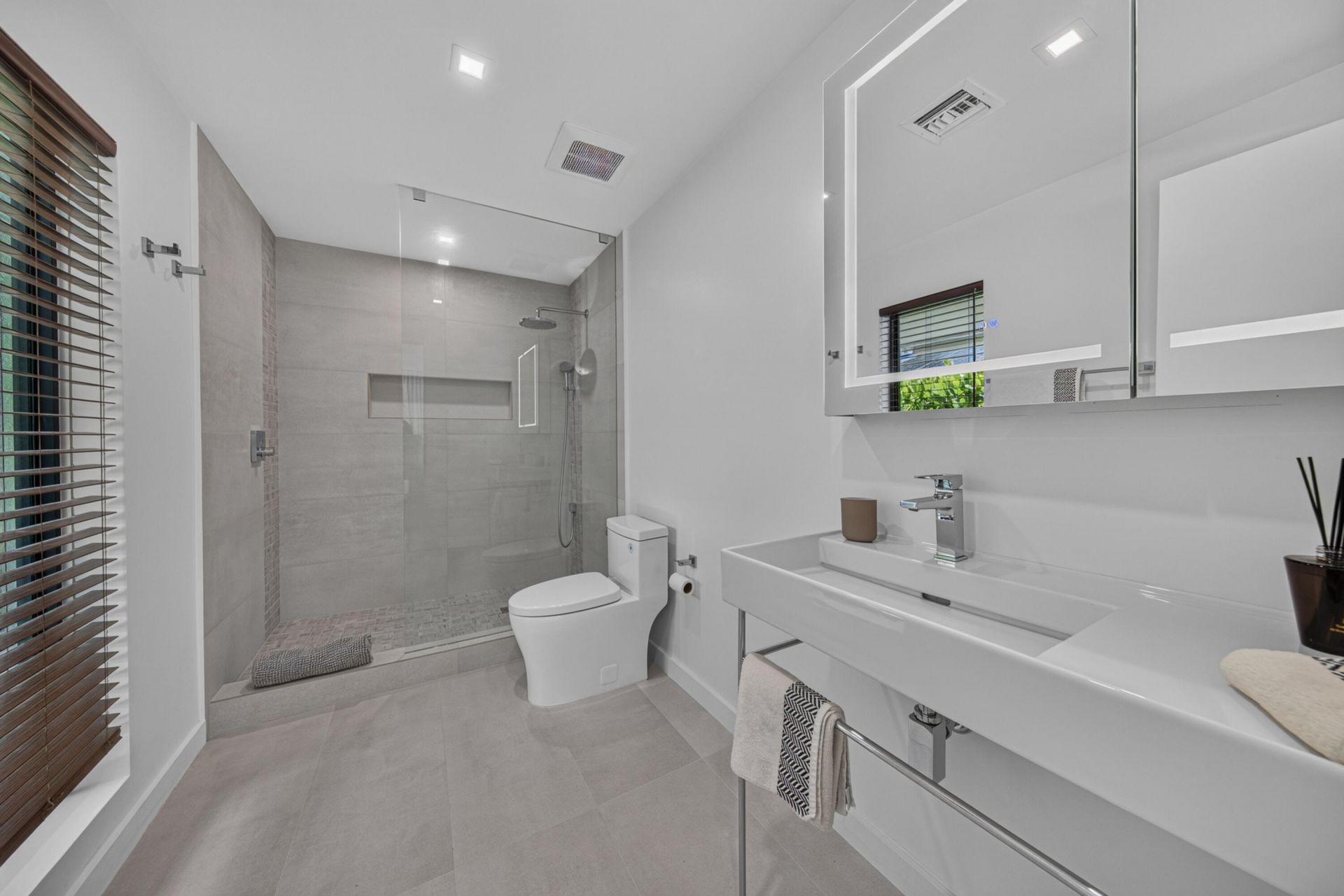 2118 NE 15th Terrace, Wilton Manors, FL 33305 Photo