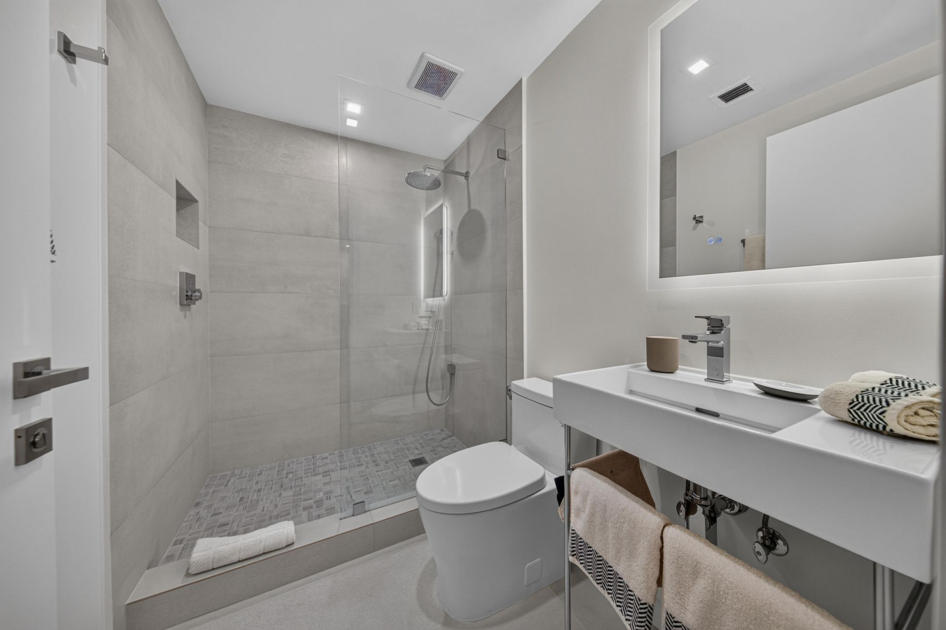 2118 NE 15th Terrace, Wilton Manors, FL 33305 Photo